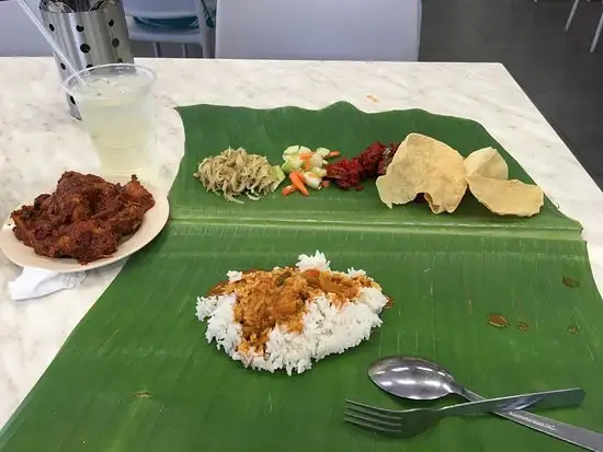 Raj's Banana Leaf