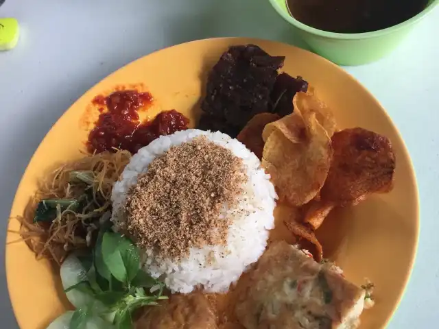 Gambar Makanan Nasi Ulam & Mie Kangkung Ma' Rempong 2