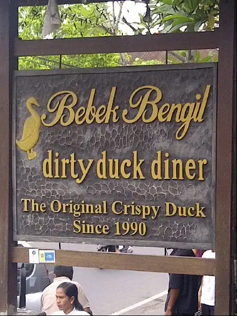 Gambar Makanan Bebek Bengil (Dirty Duck Diner) 9