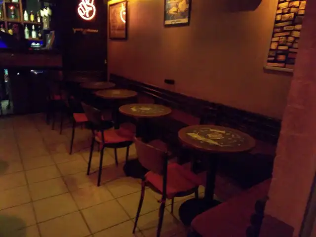 Yerli Yabancı Teras Bar'nin yemek ve ambiyans fotoğrafları 5