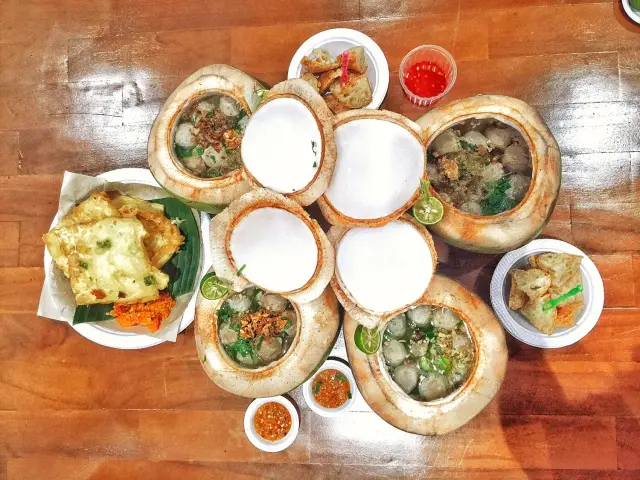 Gambar Makanan Bakso Kelapa Bu Gendut 5