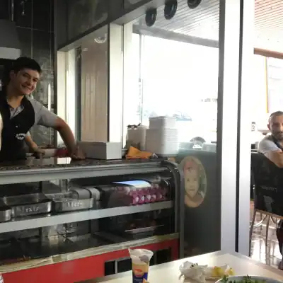 Cemre Pide Kebab Döner Salonu