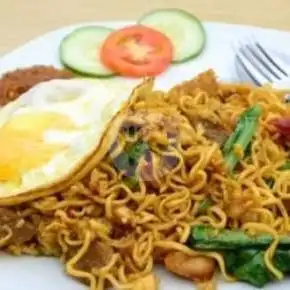 Gambar Makanan Nasi Goreng Irgianto Pemalang, Raya Dago 4