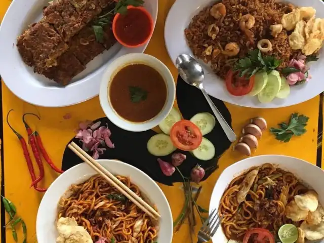 Gambar Makanan Mie Aceh Buzz Station 3