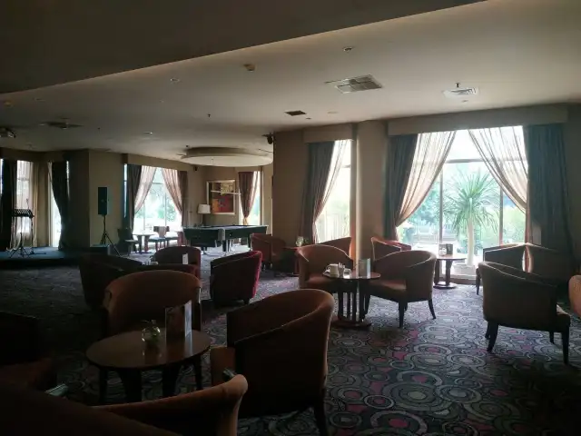Gambar Makanan Cumi - Cumi Cafe - Aston Marina Hotel 9