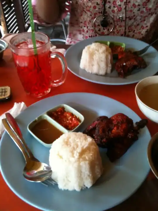 Gambar Makanan Warung Bamara (masakan khas Banjarmasin) 11