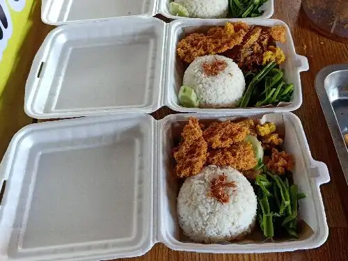 Ayam Tempong Jalan Sahadewa No 7 Denpasar, Wangaya Kelod
