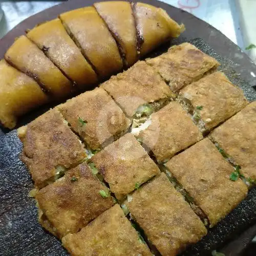 Gambar Makanan Martabak Manis Dan Telur Laka Laka, Pondok Gede 7