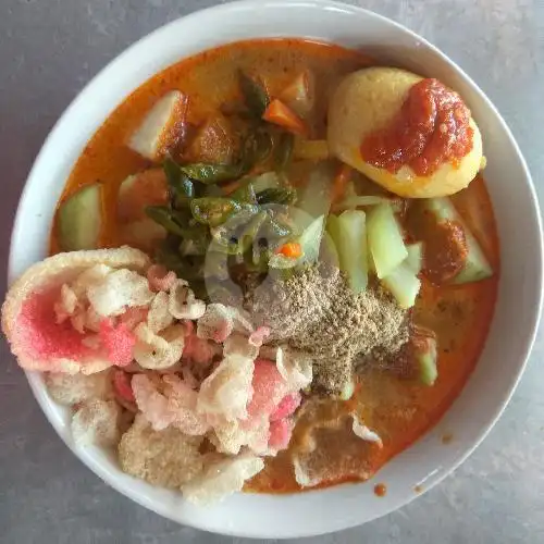 Gambar Makanan Lontong Malam Oma Wet, T Hasan Dek 12