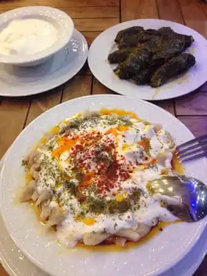 Nur Mantı &amp; Cafe'nin yemek ve ambiyans fotoğrafları 3