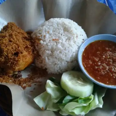 Ayam Lalapan Bunga Bakung