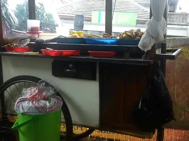 Gambar Makanan Ayam goreng serundeng kameumeut 2