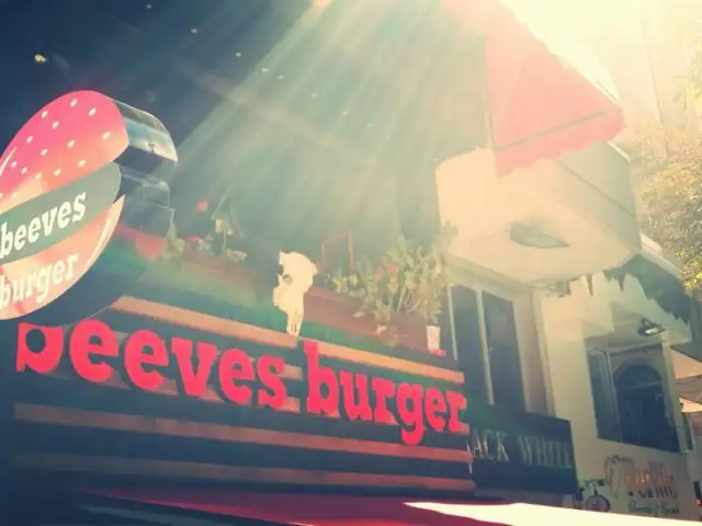 Beeves Burger'nin yemek ve ambiyans fotoğrafları 19