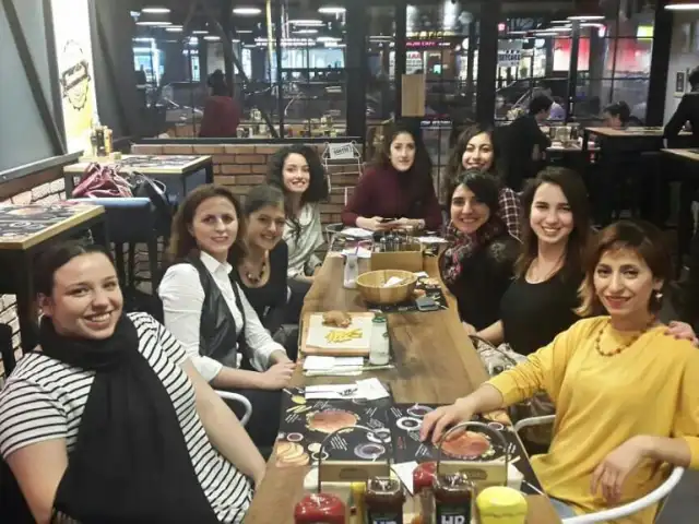 Red Burger House'nin yemek ve ambiyans fotoğrafları 11