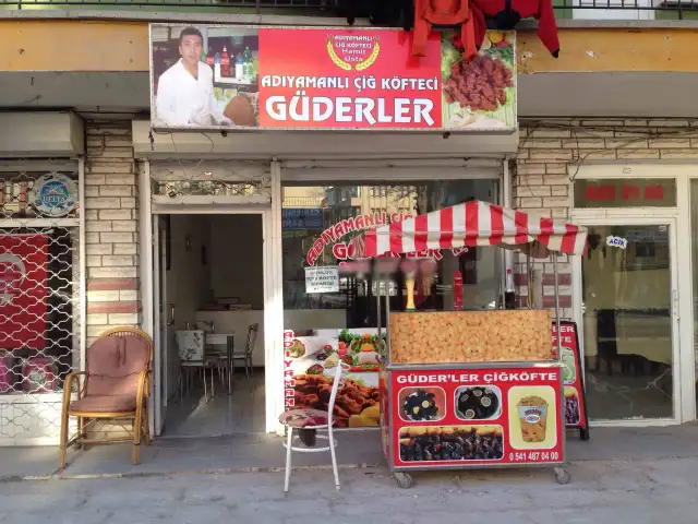 Meşhur Adıyamanlı Çiğköfteci Güderler'nin yemek ve ambiyans fotoğrafları 1