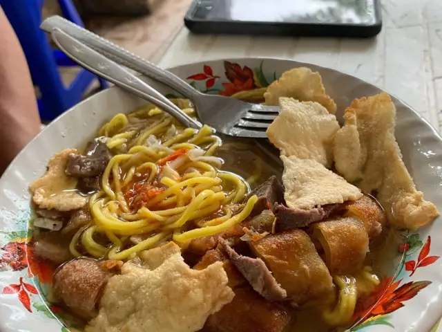 Gambar Makanan Soto Mie Suwiryo 12