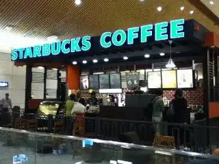 Starbucks KLIA Satellite