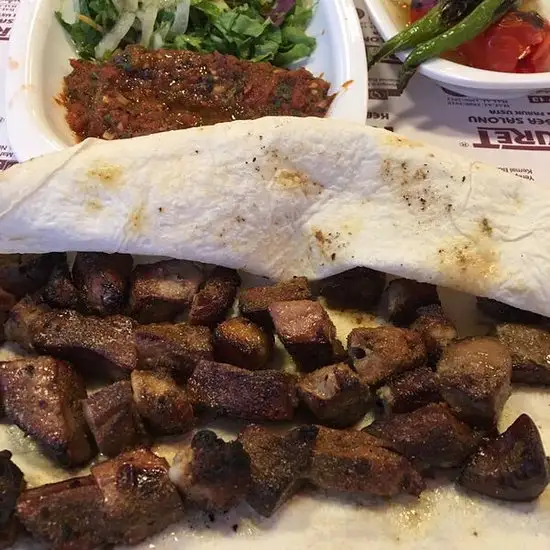 Kavuret Kebap Ciger Salonu