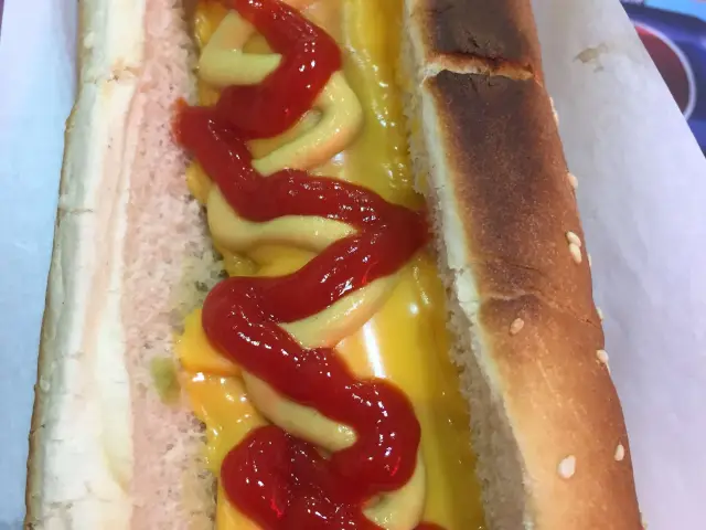 New Frank's Hot Dog'nin yemek ve ambiyans fotoğrafları 11