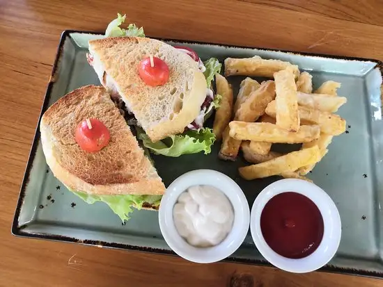 Gambar Makanan La Cabana Lombok 9