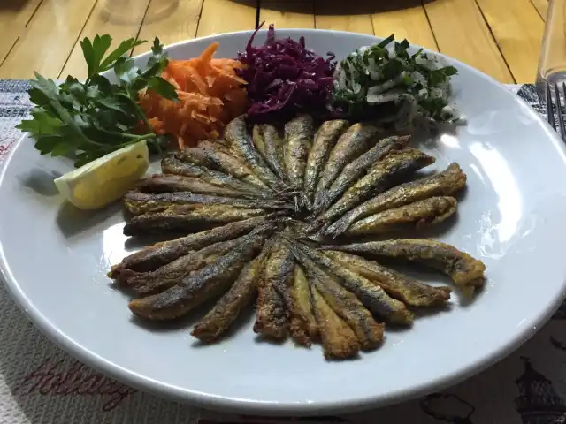 Yeniköy Balık Evi'nin yemek ve ambiyans fotoğrafları 18