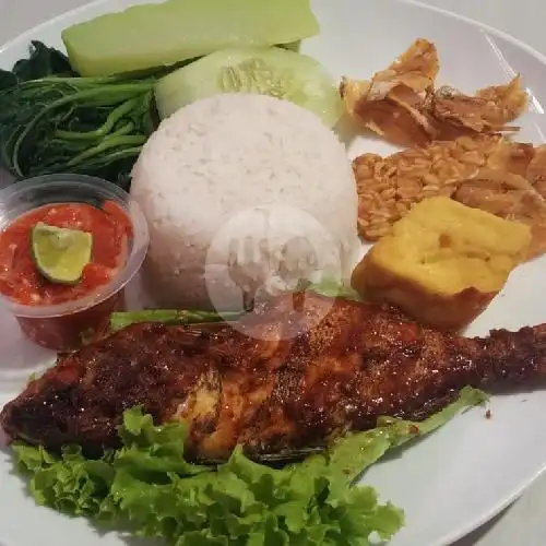 Gambar Makanan Nasi Tempong Ibu Reva, Tuban 14