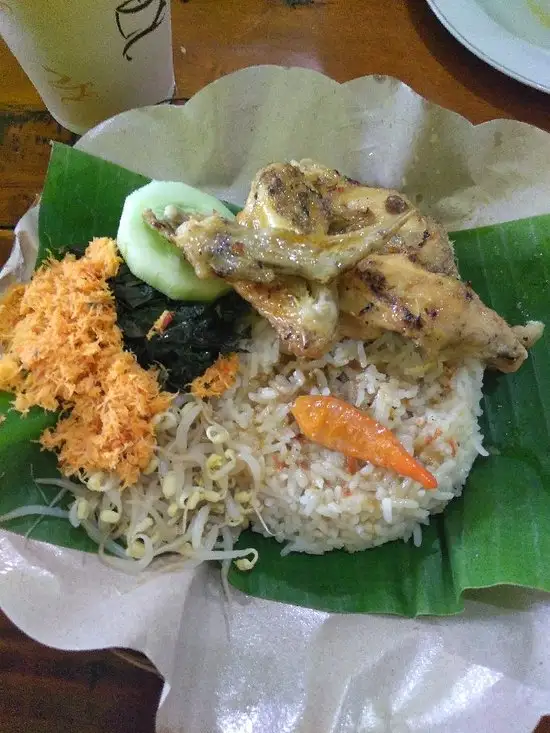 Gambar Makanan Ayam Lodho Pak Yusuf 6