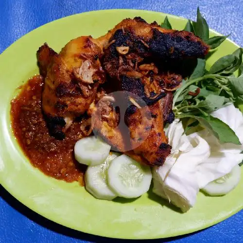 Gambar Makanan Pecel Lele Mbokde 8