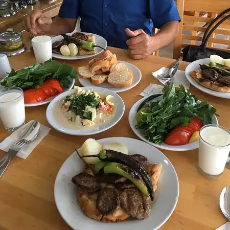 Aslim Simsek Kofte Piyaz'nin yemek ve ambiyans fotoğrafları 7