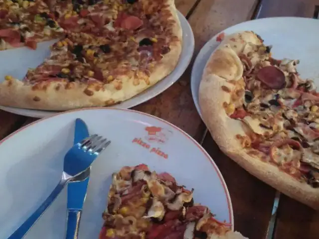 Maya Pizza'nin yemek ve ambiyans fotoğrafları 1