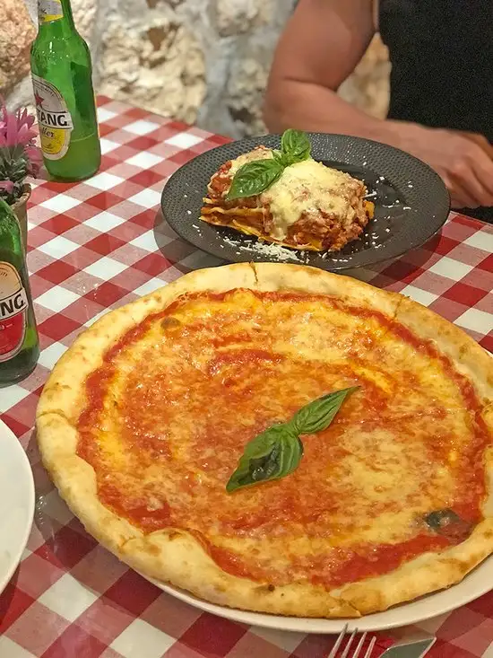 Gambar Makanan Pizzeria Italia Ungasan 20