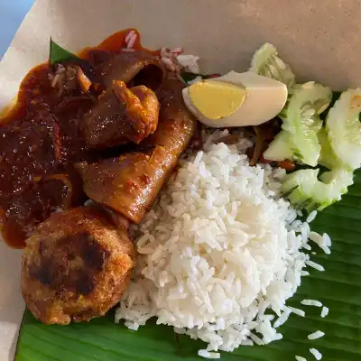 Nasi Lemak Mak Leha Ampang