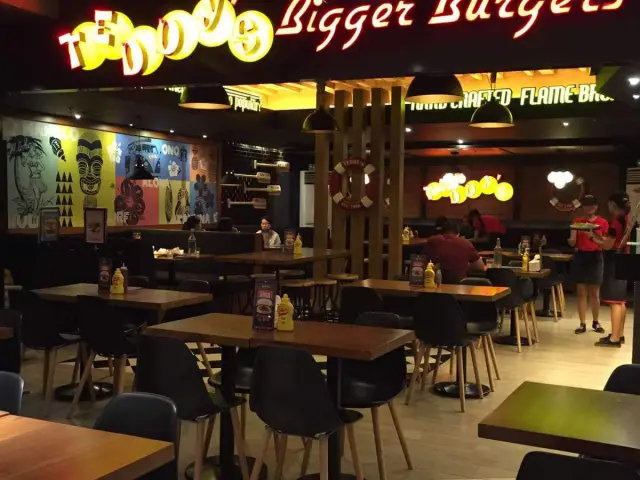 Teddy's Bigger Burgers Food Photo 11