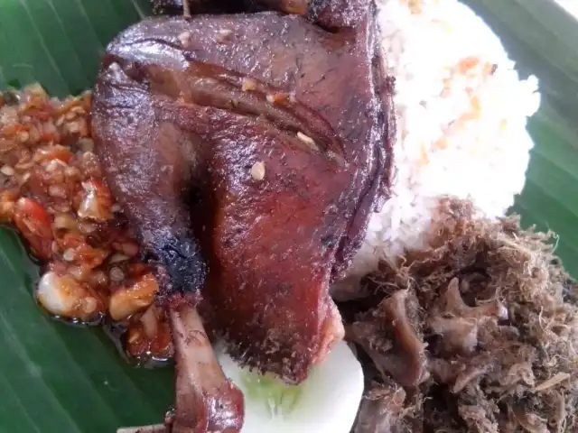 Gambar Makanan Bebek Ireng Suroboyo "Cak Baz" 13