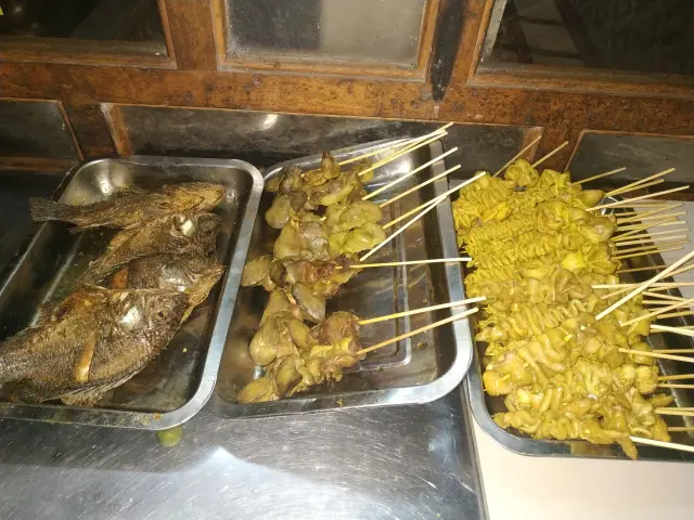 Gambar Makanan Ayam Bakar & Goreng D'paris 3