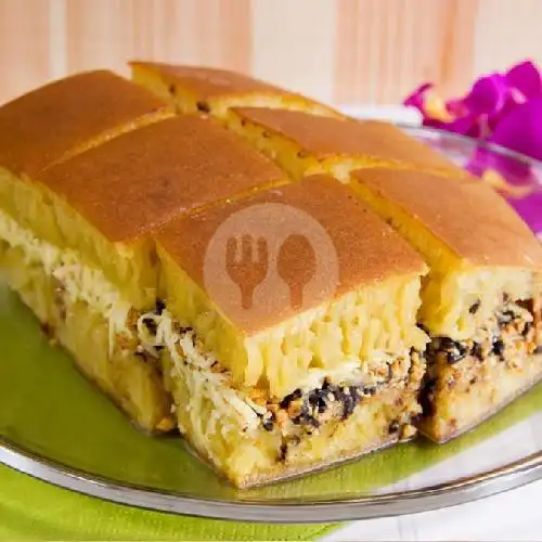 Gambar Makanan MARTABAK BANGKA FAVORIT ARIES PUNYA, Pajajaran Pamulang 16