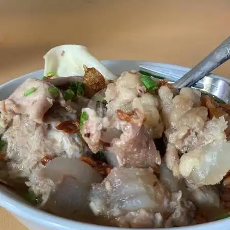 Gambar Makanan Warung Bakso Pradah, Danau Toba 11