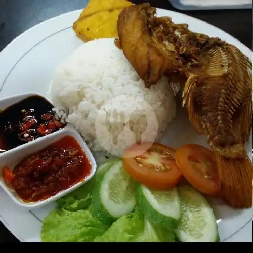 Gambar Makanan Pecel Lele Ayam Bebek Goreng Arto Moro Joyo, Kodam 15