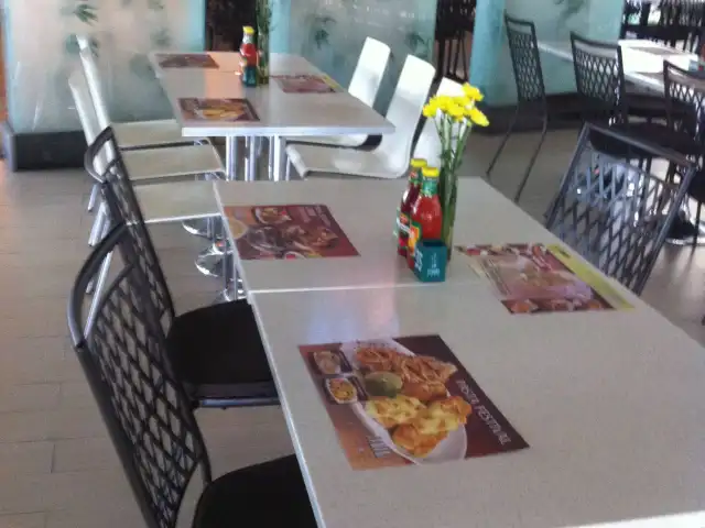 Gambar Makanan Tamarin Cafe 11