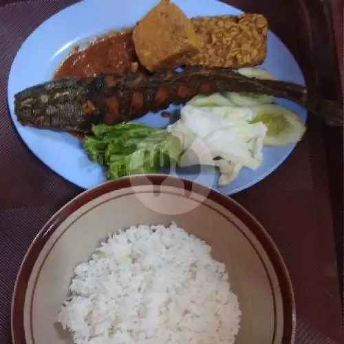 Gambar Makanan Nasi Rawon Lamongan 3