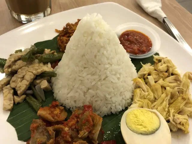 Gambar Makanan Eng's Resto 10