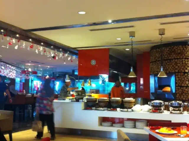 B's all day dining, Pullman Putrajaya Lakeside Food Photo 1