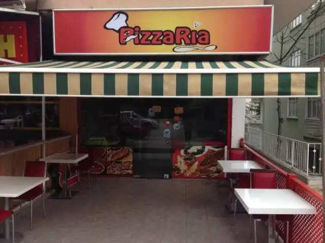 Pizza Ria'nin yemek ve ambiyans fotoğrafları 3