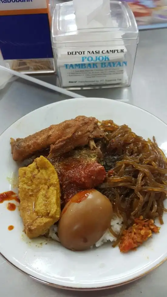 Gambar Makanan Depot Nasi Campur Tambak Bayan 9