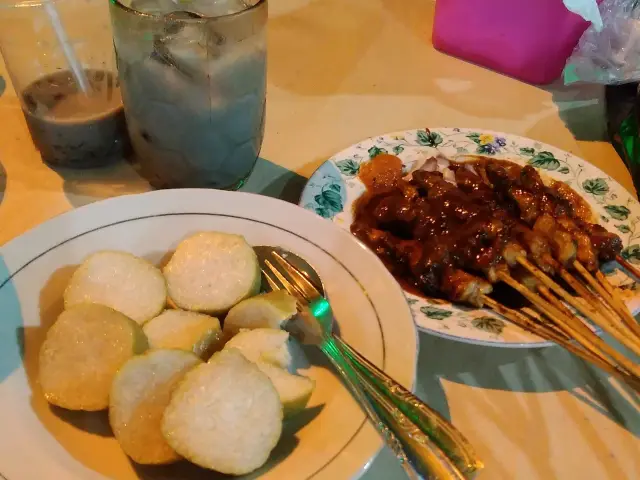 Gambar Makanan Sop Kaki Kambing Pak Kumis 5