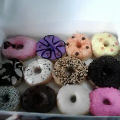 Donat Madu