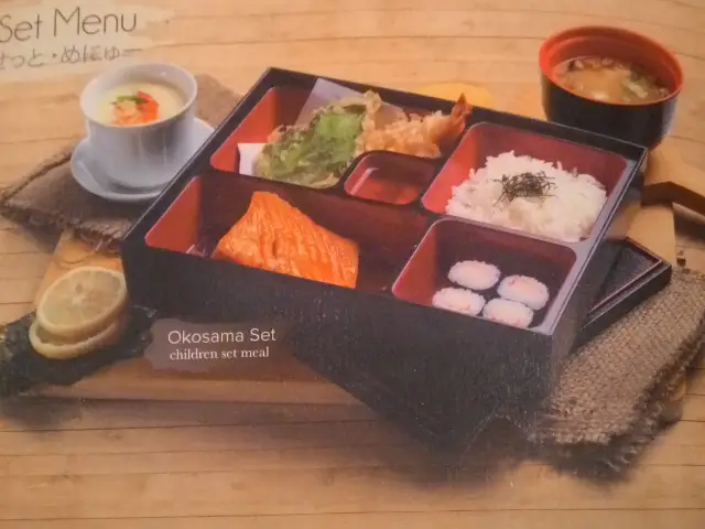 Gambar Makanan Umaku Sushi Resto 2