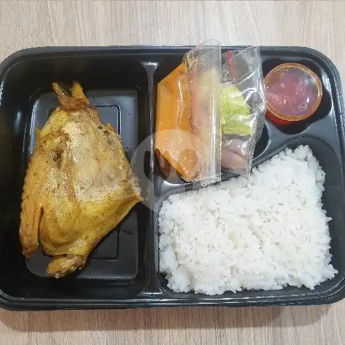 Gambar Makanan RM AYAM GORENG H. MARDUNMARTINAH 2