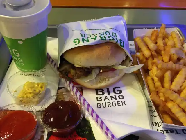 Big Bang Burger'nin yemek ve ambiyans fotoğrafları 10