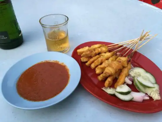 Red Garden Satay & Chicken Wing Food Photo 2